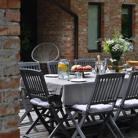 Villa Kamionka فيلة Kamionka (Zyrardow)